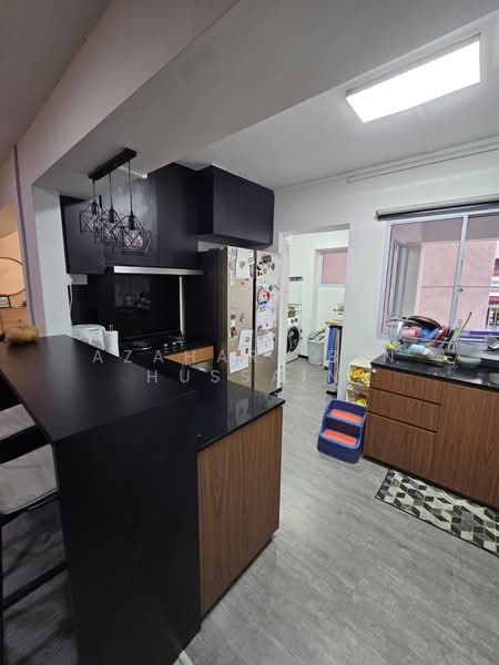 Sky Everton, 50 Everton Road, 6 Bedrooms, 1,819 sqft, Condominium For Sale, by Azahari Bin Hussain, 500136741 - Kitchen - PropertyGuru.com.sg