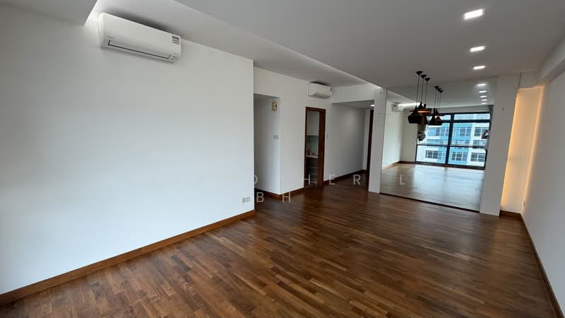 Blue Horizon, 21 West Coast Crescent, 3 Bedrooms, 1,152 sqft, Condominium For Rent, by Christopher Lee BH, 500136747 - Living Room - PropertyGuru.com.sg