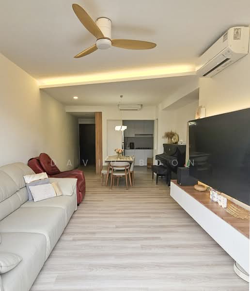 Grandeur 8, 10 Ang Mo Kio Central 3, 3 Bedrooms, 1,227 sqft, Condominium For Sale, by David Boon, 500136764 - Living Room - PropertyGuru.com.sg