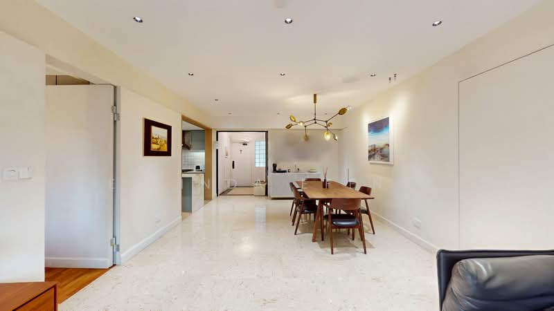 Mutiara Crest, 2 Jalan Mutiara, 3 Bedrooms, 1,335 sqft, Apartment For Sale, by Erlinda Efendi, 500136782 - Dining Room - PropertyGuru.com.sg
