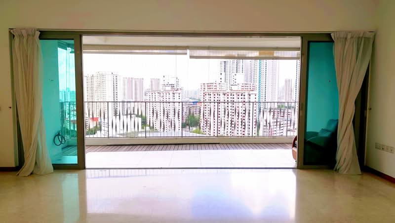 Trevista, 25 Lorong 3 Toa Payoh, 4 Bedrooms, 1,700 sqft, Condominium For Sale, by Dennis Lim, 500136791 - Balcony - PropertyGuru.com.sg