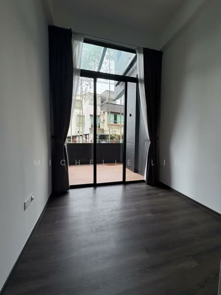 Three 11, 311 Upper Thomson Road, 3 Bedrooms, 1,001 sqft, Apartment For Sale, by Michelle Lim, 500136822 - Balcony - PropertyGuru.com.sg