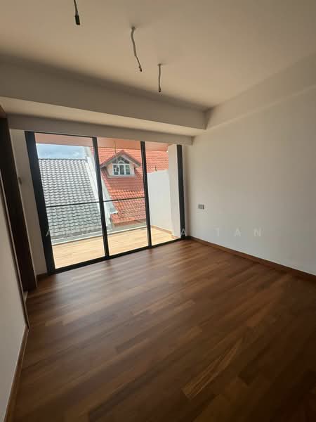 Brand New 4-Storeys Bespoke Designer Semi Detached | TOP Soon, , 6 Bedrooms, 7,460 sqft, Semi-Detached House For Sale, by Angelina Tan, 500136830 - Interior - PropertyGuru.com.sg