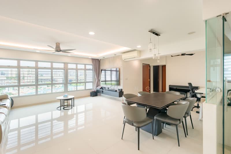 310A Ang Mo Kio Avenue 1, 310A Ang Mo Kio Avenue 1, 3 Bedrooms, 1,302 sqft, HDB Flat For Sale, by Fiona Ng, 500136842 - Living Room - PropertyGuru.com.sg