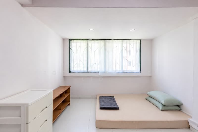 129 Bukit Merah View, 129 Bukit Merah View, 4 Bedrooms, 1,561 sqft, HDB Flat For Sale, by NOEL PHOON, 500136849 - Bedroom - PropertyGuru.com.sg