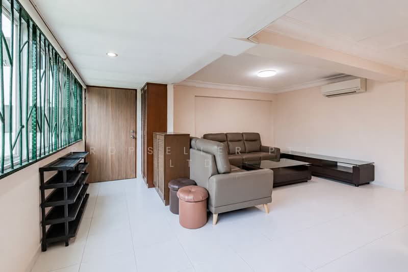 129 Bukit Merah View, 129 Bukit Merah View, 4 Bedrooms, 1,561 sqft, HDB Flat For Sale, by NOEL PHOON, 500136849 - Living Room - PropertyGuru.com.sg