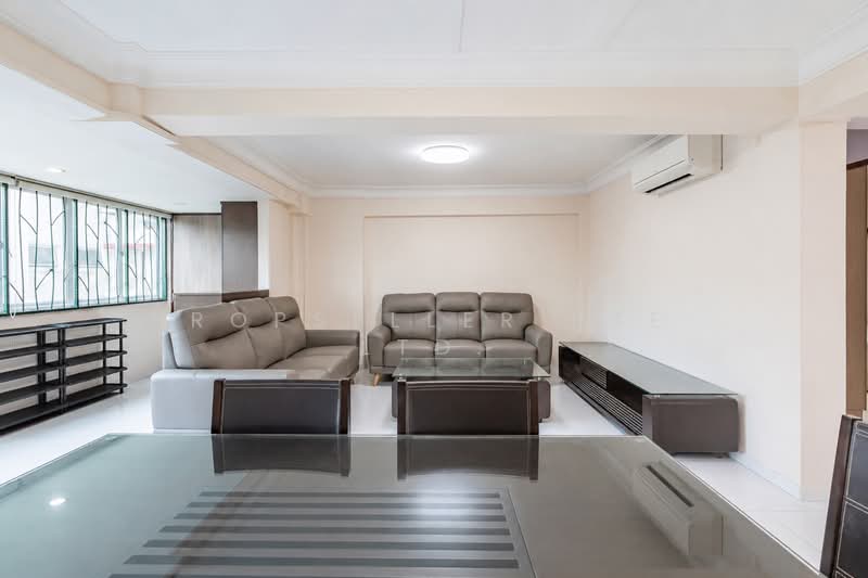 129 Bukit Merah View, 129 Bukit Merah View, 4 Bedrooms, 1,561 sqft, HDB Flat For Sale, by NOEL PHOON, 500136849 - Living Room - PropertyGuru.com.sg