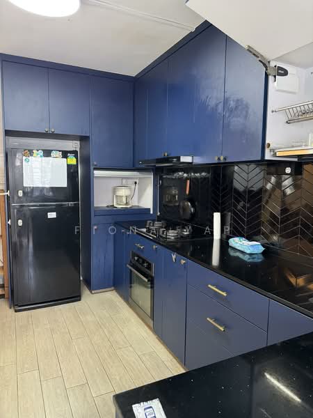 408 Sembawang Drive, 408 Sembawang Drive, Room Rental, 150 sqft, HDB Flat For Rent, by Fiona Yap, 500136857 - Kitchen - PropertyGuru.com.sg