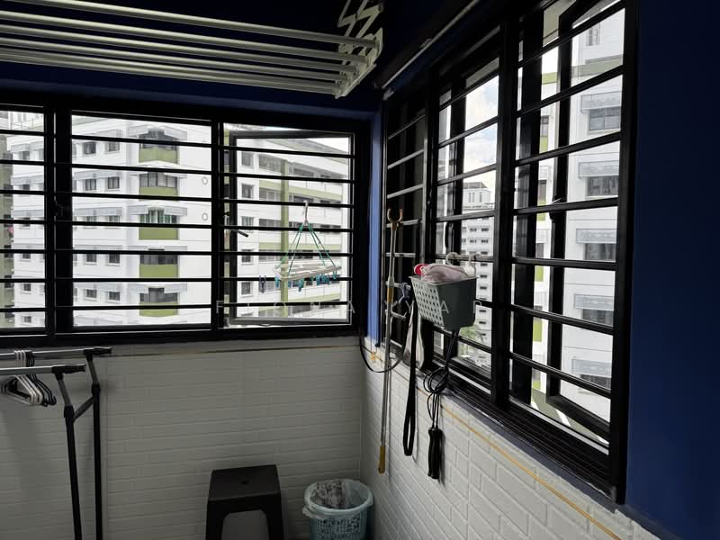 408 Sembawang Drive, 408 Sembawang Drive, Room Rental, 150 sqft, HDB Flat For Rent, by Fiona Yap, 500136857 - Balcony - PropertyGuru.com.sg