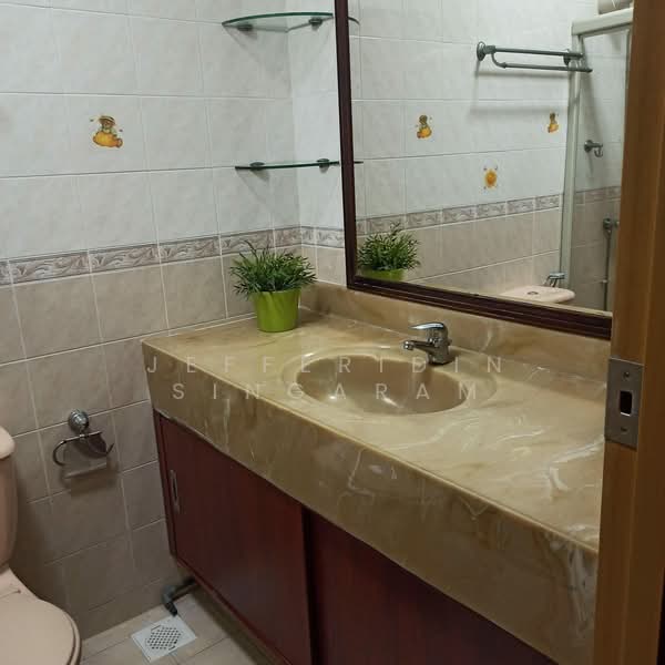 128B Punggol Field Walk, 128B Punggol Field Walk, Room Rental, 215 sqft, HDB Flat For Rent, by Jefferidin Singaram, 500136859 - Bathroom - PropertyGuru.com.sg
