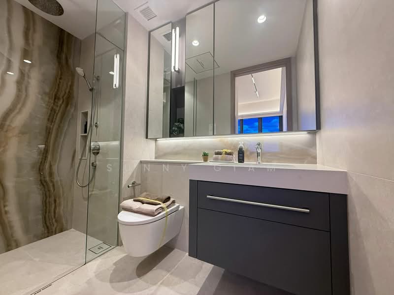 Vela Bay, Bayshore Road, 5 Bedrooms, 1,582 sqft, Condominium For Sale, by Sunny Giam, 500136872 - Bathroom - PropertyGuru.com.sg