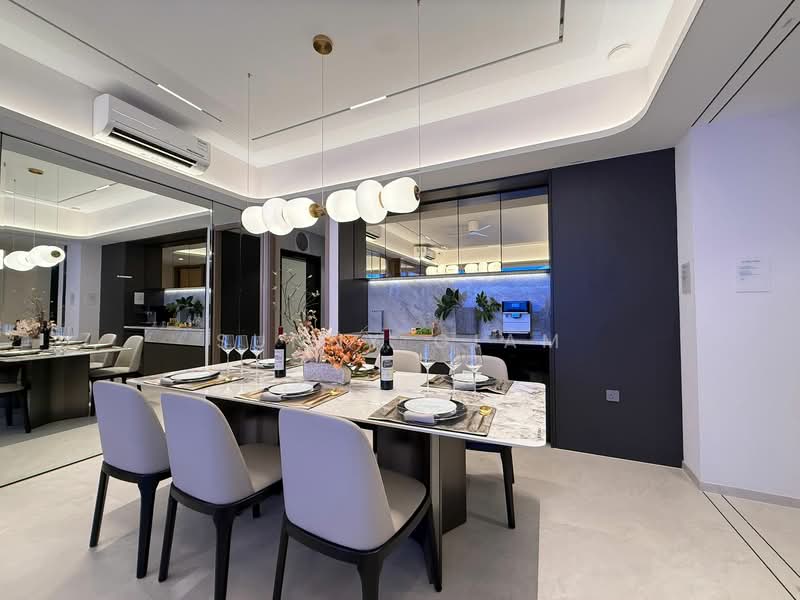 Vela Bay, Bayshore Road, 5 Bedrooms, 1,582 sqft, Condominium For Sale, by Sunny Giam, 500136872 - Dining Room - PropertyGuru.com.sg