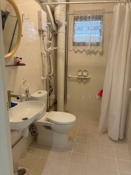634 Woodlands Ring Road, 634 Woodlands Ring Road, Room Rental, 117 sqft, HDB Flat For Rent, by Nicole Lim, 500136875 - Bathroom - PropertyGuru.com.sg