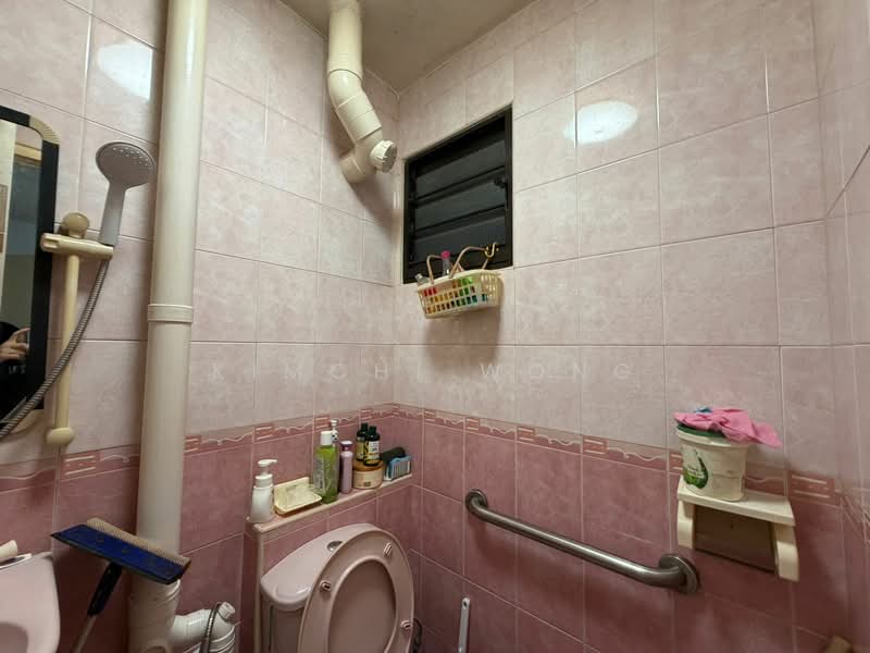 10 Teck Whye Avenue, 10 Teck Whye Avenue, 2 Bedrooms, 721 sqft, HDB Flat For Sale, by Kimchi Wong, 500136878 - PropertyGuru.com.sg