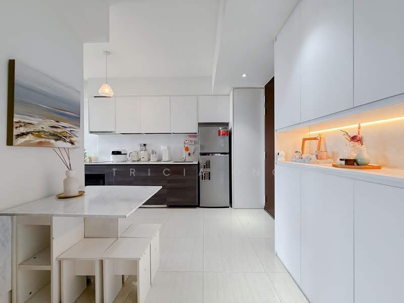 Sims Urban Oasis, 2 Sims Drive, 2 Bedrooms, 624 sqft, Condominium For Sale, by Tricia Ong, 500136879 - Kitchen - PropertyGuru.com.sg