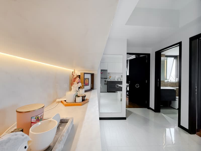 Sims Urban Oasis, 2 Sims Drive, 2 Bedrooms, 624 sqft, Condominium For Sale, by Tricia Ong, 500136879 - Kitchen - PropertyGuru.com.sg
