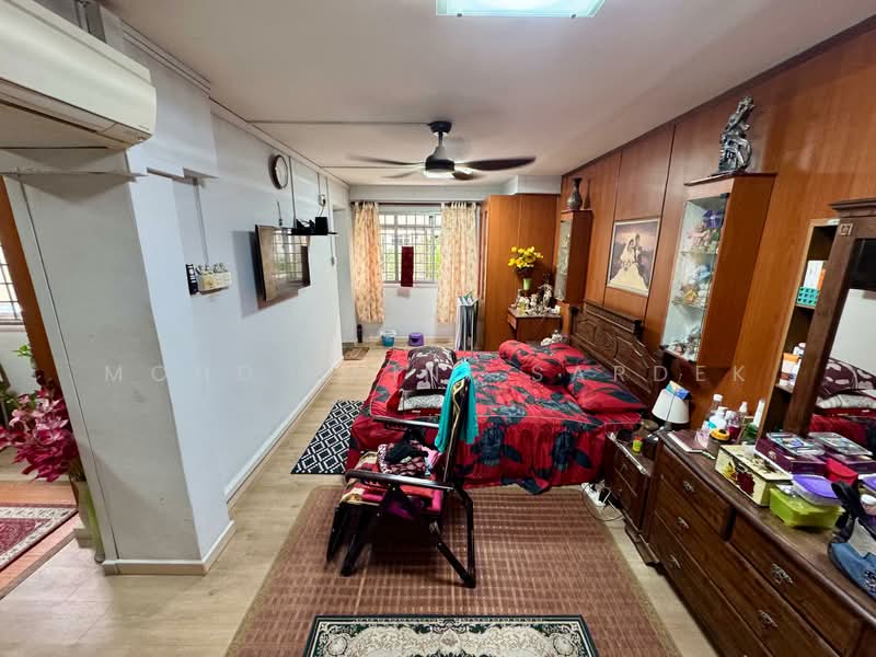 419 Woodlands Street 41, 419 Woodlands Street 41, 5 Bedrooms, 1,894 sqft, HDB Flat For Sale, by Mohd Zaini Sardek, 500136882 - Bedroom - PropertyGuru.com.sg