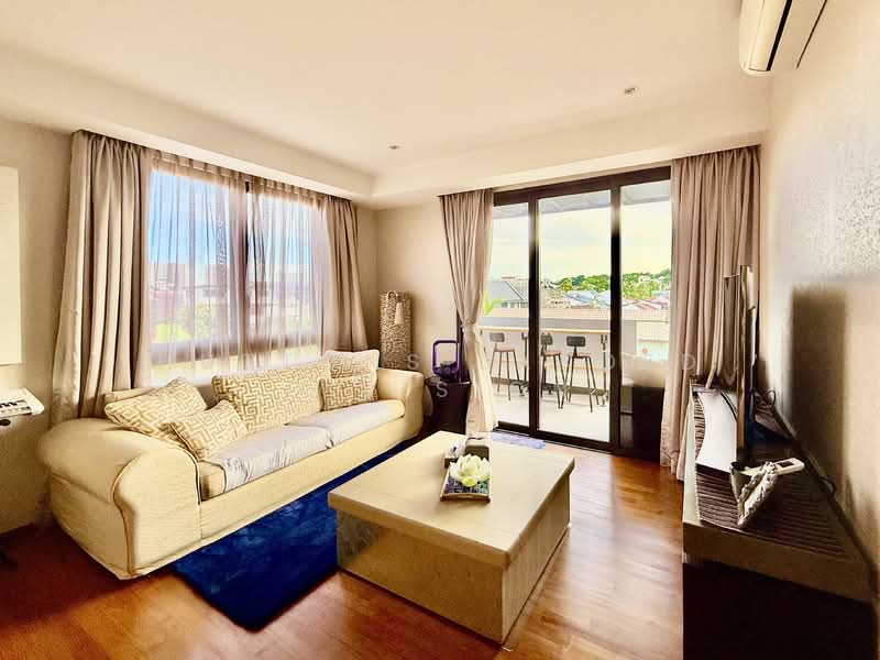 Luxurious Modern Park 3 Cars at Basement w/Lift Direct To 6 Ensuites Pool, Siglap Aida Woo Mon Chew, 7 Bedrooms, 4,180 sqft, Semi-Detached House For Sale, by Jack Luo, 500136899 - Living Room - PropertyGuru.com.sg