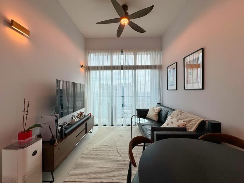 Sturdee Residences, 10 Beatty Road, 2 Bedrooms, 721 sqft, Condominium For Sale, by Louis Chan, 500136908 - Living Room - PropertyGuru.com.sg