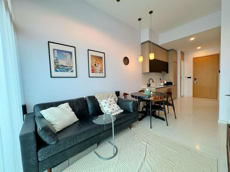 Sturdee Residences, 10 Beatty Road, 2 Bedrooms, 721 sqft, Condominium For Sale, by Louis Chan, 500136908 - Living Room - PropertyGuru.com.sg