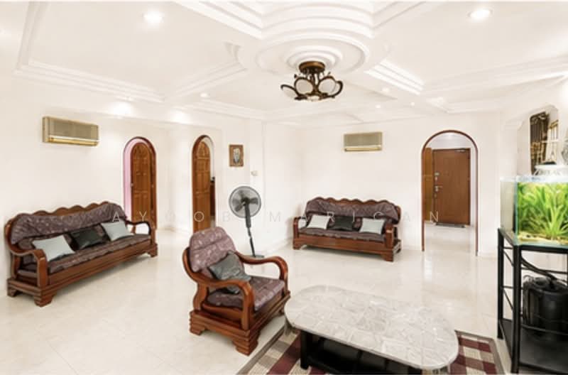 766 Jurong West Street 74, 766 Jurong West Street 74, 4 Bedrooms, 1,324 sqft, HDB Flat For Sale, by Ayoob Marican, 500136912 - Living Room - PropertyGuru.com.sg
