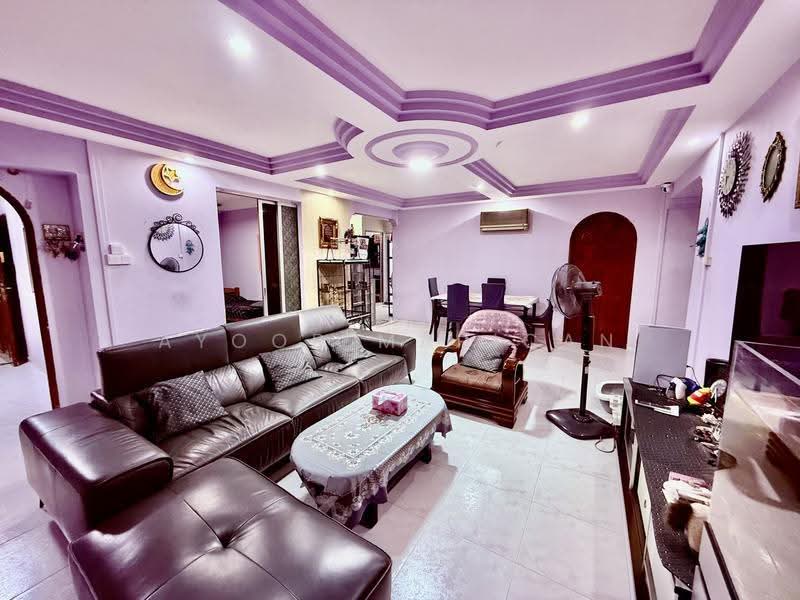 766 Jurong West Street 74, 766 Jurong West Street 74, Boon Lay / Jurong / Tuas, 4 Bedrooms, 1,324 sqft, HDB Flat For Sale, by Ayoob Marican, 500136912 - Living Room - PropertyGuru.com.sg
