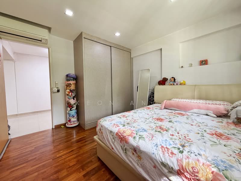 438 Hougang Avenue 8, 438 Hougang Avenue 8, 3 Bedrooms, 1,130 sqft, HDB Flat For Sale, by Keon Ang, 500136913 - PropertyGuru.com.sg