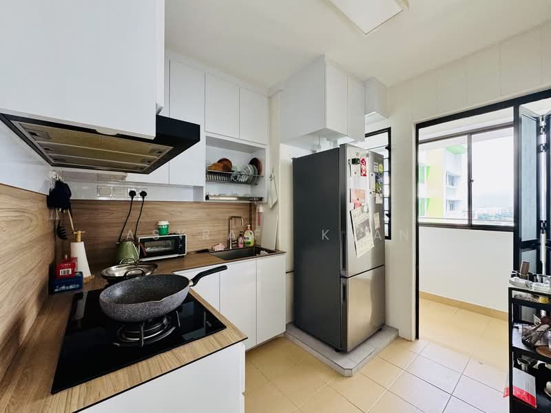 339D Kang Ching Road, 339D Kang Ching Road, 2 Bedrooms, 721 sqft, HDB Flat For Sale, by Asyraff Khan, 500136923 - Kitchen - PropertyGuru.com.sg