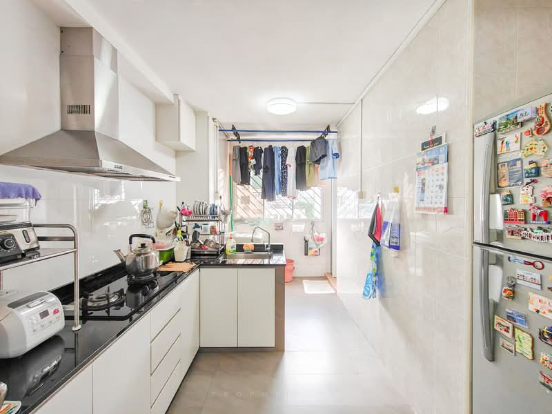 157 Woodlands Street 13, 157 Woodlands Street 13, 2 Bedrooms, 786 sqft, HDB Flat For Sale, by Sher Li Toh, 500136924 - Kitchen - PropertyGuru.com.sg