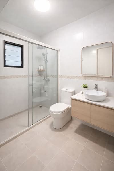 661C Jurong West Street 64, 661C Jurong West Street 64, 3 Bedrooms, 1,184 sqft, HDB Flat For Sale, by ReAnne Leu, 500136928 - Bathroom - PropertyGuru.com.sg