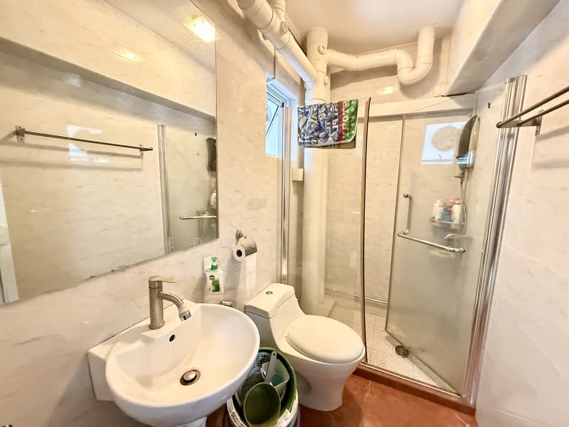 652C Jurong West Street 61, 652C Jurong West Street 61, 3 Bedrooms, 1,184 sqft, HDB Flat For Sale, by Edwin Hoe, 500136948 - Bathroom - PropertyGuru.com.sg
