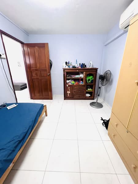 168 Stirling Road, 168 Stirling Road, 2 Bedrooms, 645 sqft, HDB Flat For Sale, by Sally Kam, 500136955 - Bedroom - PropertyGuru.com.sg