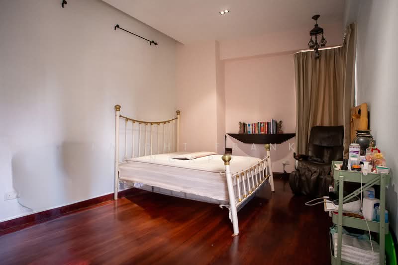 Rosevale, 32 Lincoln Road, 3 Bedrooms, 1,313 sqft, Apartment For Sale, by Dave Devnath, 500136957 - Bedroom - PropertyGuru.com.sg