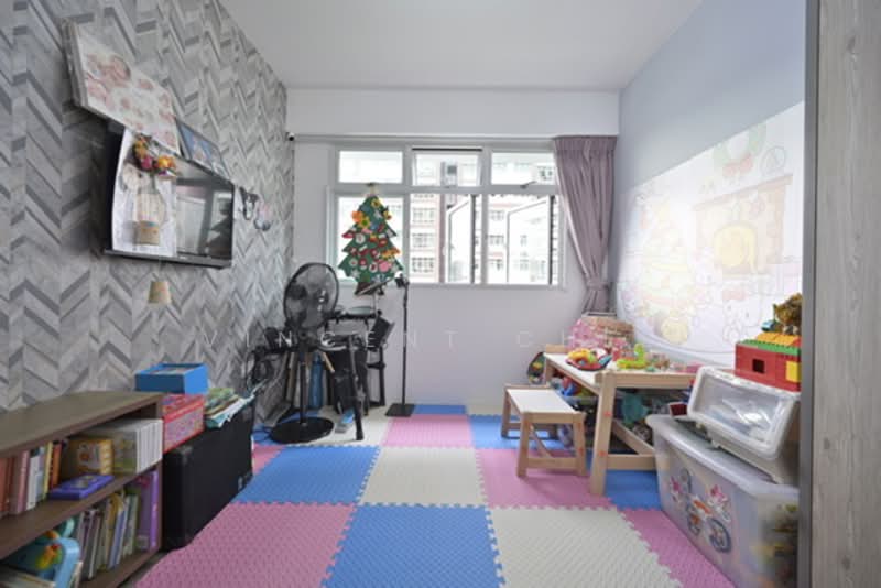 453A Bukit Batok West Avenue 6, 453A Bukit Batok West Avenue 6, 4 Bedrooms, 1,268 sqft, HDB Flat For Sale, by Vincent Chee, 500136970 - Study - PropertyGuru.com.sg