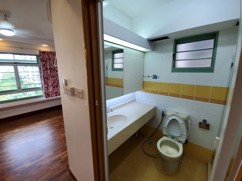 638A Punggol Drive, 638A Punggol Drive, 3 Bedrooms, 1,206 sqft, HDB Flat For Rent, by Zen Lee, 500136971 - Bathroom - PropertyGuru.com.sg