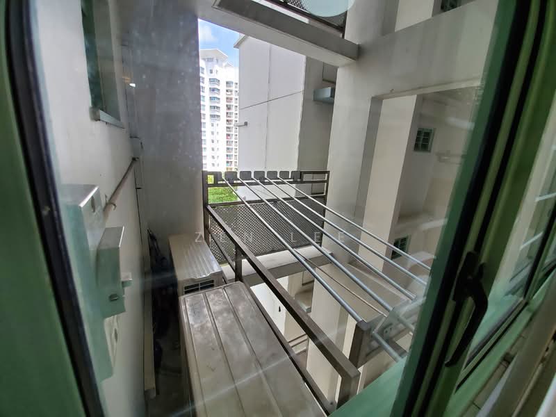 638A Punggol Drive, 638A Punggol Drive, 3 Bedrooms, 1,206 sqft, HDB Flat For Rent, by Zen Lee, 500136971 - Balcony - PropertyGuru.com.sg