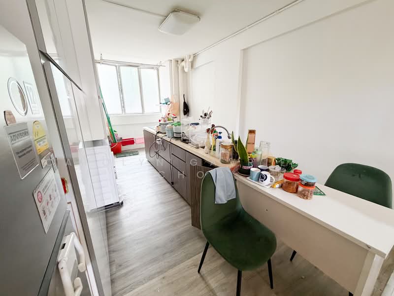 642 Hougang Avenue 8, 642 Hougang Avenue 8, 2 Bedrooms, 646 sqft, HDB Flat For Rent, by Carolyn Gavriella Choo, 500136973 - Kitchen - PropertyGuru.com.sg