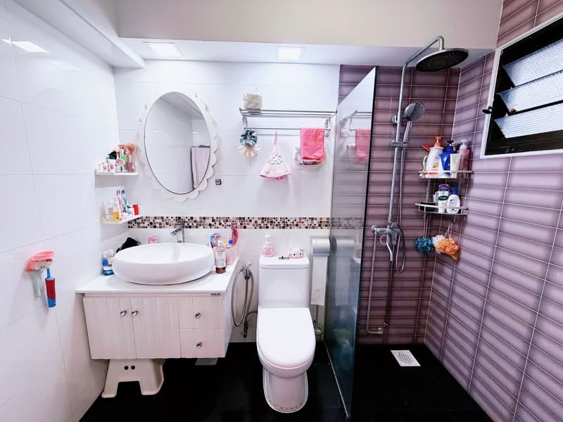 663D Jurong West Street 65, 663D Jurong West Street 65, 3 Bedrooms, 1,184 sqft, HDB Flat For Sale, by Kenneth Lo, 500136976 - Bathroom - PropertyGuru.com.sg