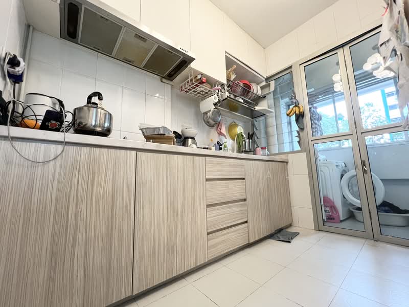 780A Woodlands Crescent, 780A Woodlands Crescent, 2 Bedrooms, 721 sqft, HDB Flat For Sale, by Sani Faisal, 500136978 - Kitchen - PropertyGuru.com.sg