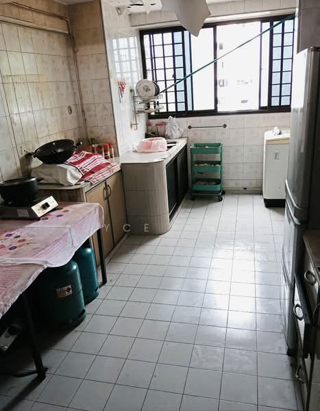 87 Circuit Road, 87 Circuit Road, 2 Bedrooms, 603 sqft, HDB Flat For Sale, by Joyce Chua, 500136992 - Kitchen - PropertyGuru.com.sg