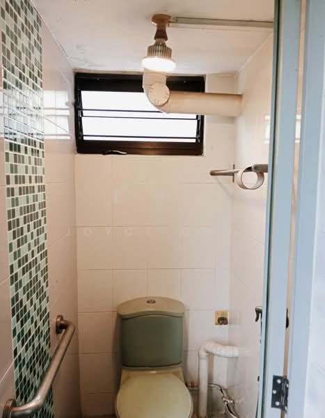 87 Circuit Road, 87 Circuit Road, 2 Bedrooms, 603 sqft, HDB Flat For Sale, by Joyce Chua, 500136992 - Bathroom - PropertyGuru.com.sg