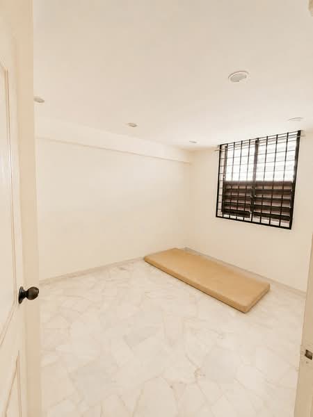 87 Circuit Road, 87 Circuit Road, 2 Bedrooms, 603 sqft, HDB Flat For Sale, by Joyce Chua, 500136992 - Bedroom - PropertyGuru.com.sg