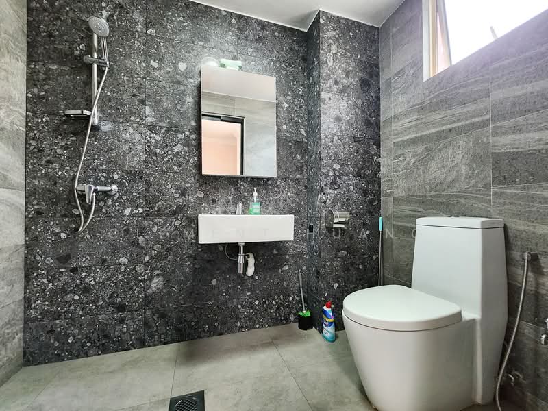 Jansen Spring, 12A Jansen Road, 3 Bedrooms, 1,109 sqft, Apartment For Sale, by Clement Huang, 500136999 - Master Bathroom - PropertyGuru.com.sg