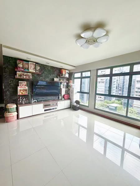 316A Punggol Way, 316A Punggol Way, 3 Bedrooms, 1,216 sqft, HDB Flat For Sale, by Sarah Sun, 500137014 - Living Room - PropertyGuru.com.sg