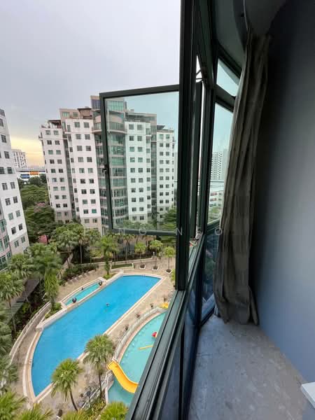 Summerdale, 2 Boon Lay Drive, Room Rental, 150 sqft, Condominium For Rent, by Ping Neo, 500137023 - View - PropertyGuru.com.sg
