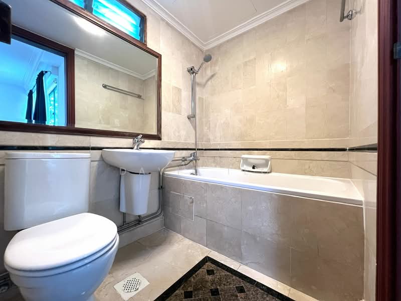J C Draycott, 34 Draycott Drive, 2 Bedrooms, 850 sqft, Apartment For Rent, by David Teo, 500137032 - Master Bathroom - PropertyGuru.com.sg