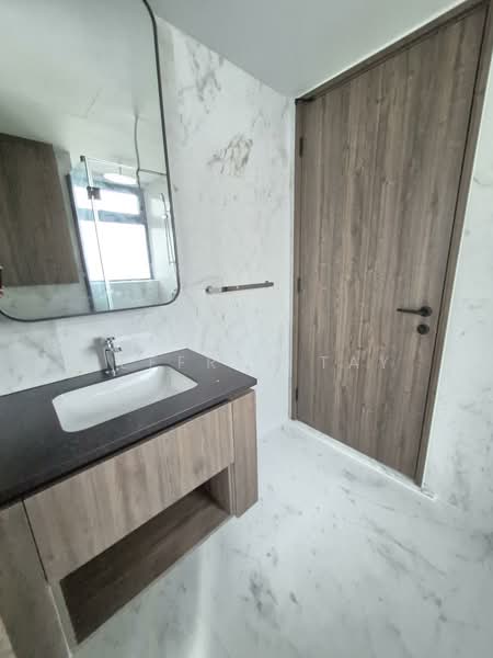 Sceneca Residence, Tanah Merah Kechil Link, 3 Bedrooms, 1,044 sqft, Condominium For Rent, by Jeffrey Tay, 500137037 - Bathroom - PropertyGuru.com.sg