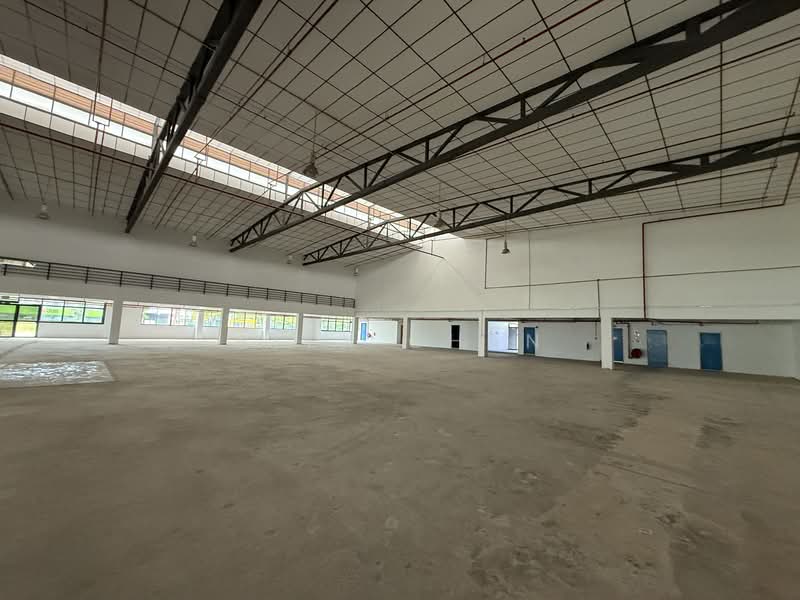 Cheap | Tuas | Near MRT | B2 Standalone | 8m Ceiling | High Power | Loading Bays, Tuas, 45,000 sqft, Factory / Workshop (B2) For Rent, by Alex Chan, 500137057 - Interior - CommercialGuru.com.sg