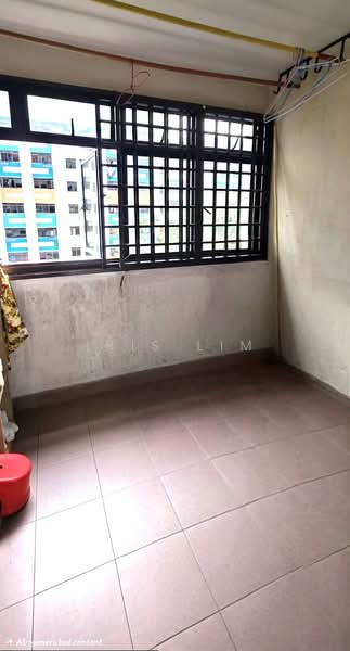 32 Chai Chee Avenue, 32 Chai Chee Avenue, 2 Bedrooms, 699 sqft, HDB Flat For Sale, by Iris Lim, 500137078 - Balcony - PropertyGuru.com.sg