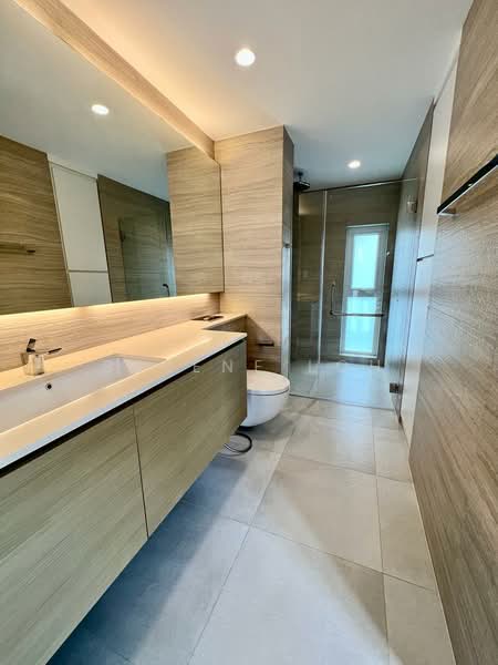 Riviera Drive, , 6 Bedrooms, 7,900 sqft, Detached House For Sale, by Serene Loh, 500137098 - Bathroom - PropertyGuru.com.sg